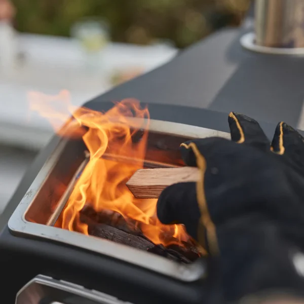 Ooni Karu 16 Multi-Fuel Pizza Oven